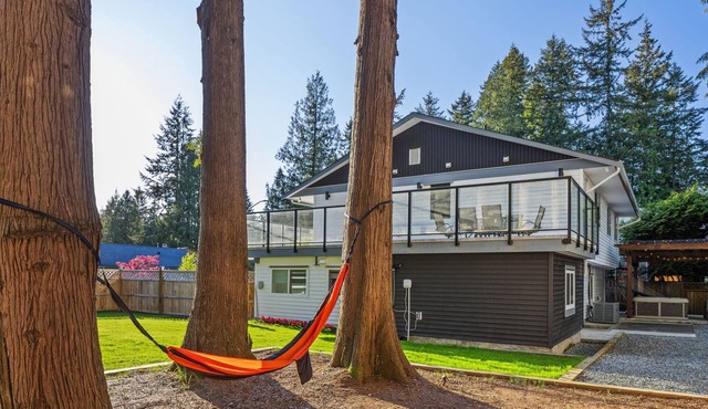 Bunny Bliss - Lower Level, HotTub, FirePit,Theatre