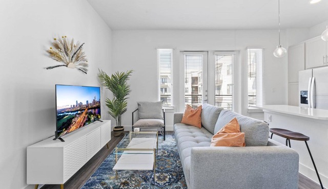Central Hyde Park 2BR 2BA Close to UT Moody Center in Austin