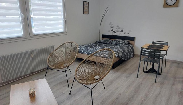 charmant studio proche du centre de neuville les dieppe in Le Pollet