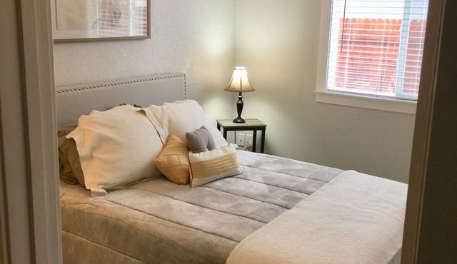 Charming 1-bedroom apartment with all Amenities in Eagle