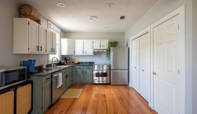 Charming Algiers Point Home with Panoramic River Views of the Mississippi River