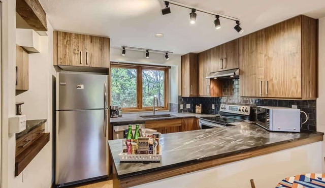 Convenient 2 BDR near all things Downtown Boulder