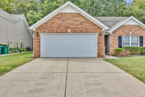 Cozy and Spacious Spring Hill 3BR 2bath Home in Spring Hill