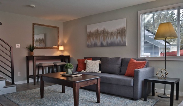Cozy and Stylish - 2BR Hideaway w/ EV Charging