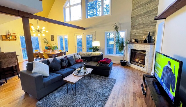 Cozy Chalet in Saint-Alphonse-Rodriguez