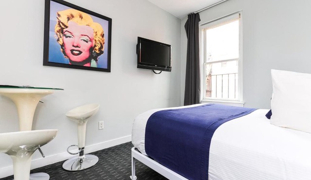 Cozy Newbury Street Studio, #5