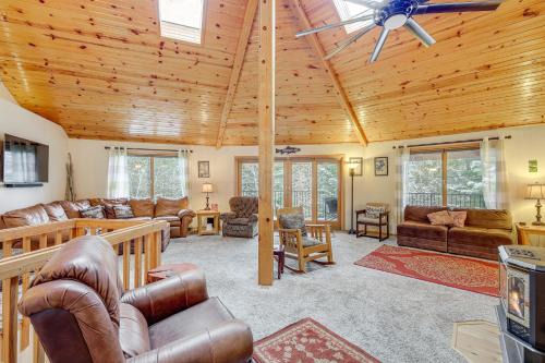 Deck + Game Room: Secluded Cabin Near Lake Cascade