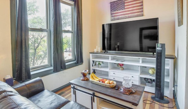 Downtown Montrose Apartment, 12 Mi to Nat’l Park!