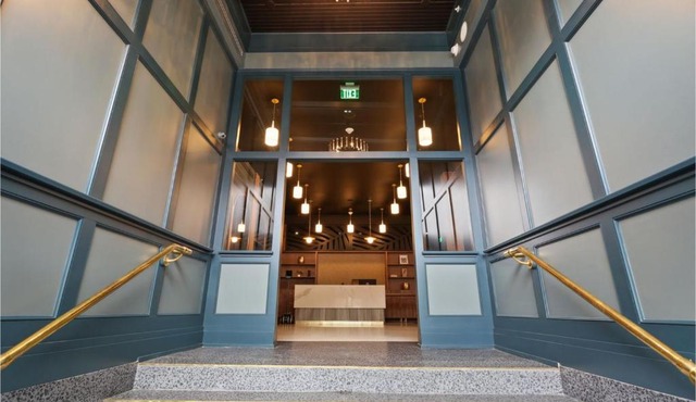 Eleven48 Hotel