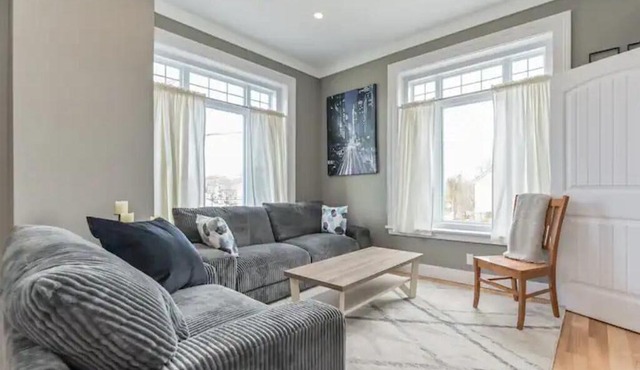 Elora Gingerview Its comfort with a View