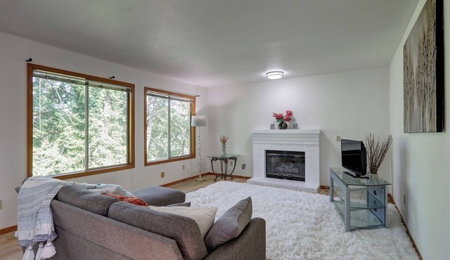 Entire cozy 5bd home in Des Moines WA near the Redondo beach and Saltwater park!