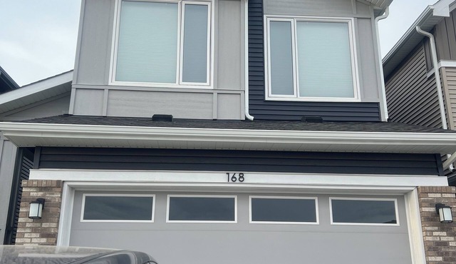 Executive 2 BR in Calgary