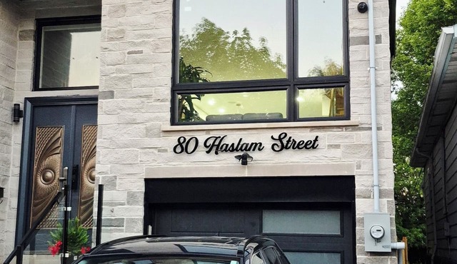 Executive 2BR Walkout Suite | BirchCliff | Scarborough | Toronto