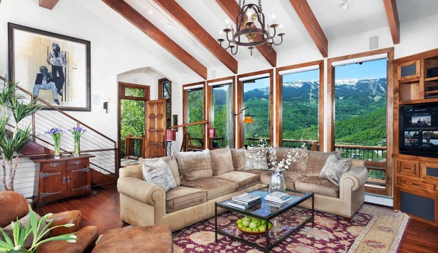 Expansive Snowmass Views! Multi-Level Home w/Wood FP, Private Hot Tub & Garage Parking