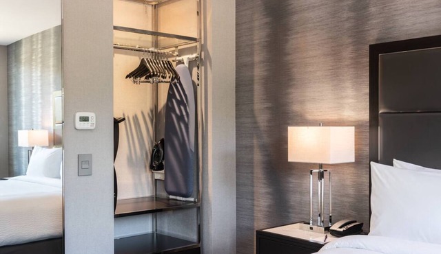 Extended Stay Suite: Full Kitchenette, Free Hot Breakfast & Indoor Heated Pool