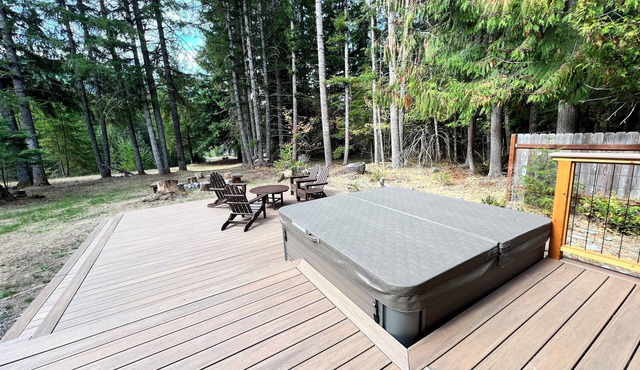 Family-friendly cabin along the White River 10 min to Crystal Mtn/Mt. Rainer NP