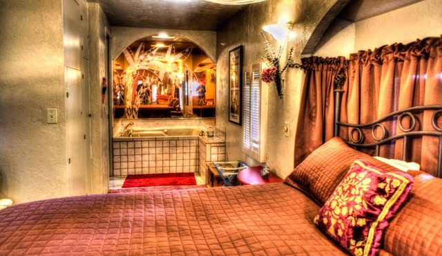 Featherbed Railroad B&B Resort in Nice