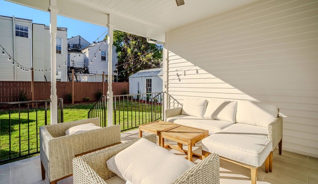 *FREE* Parking/Renovated Gem near French Qtr