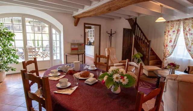 Gîte Courcelles, 5 pièces, 8 personnes - FR-1-590-19 in Courcelles