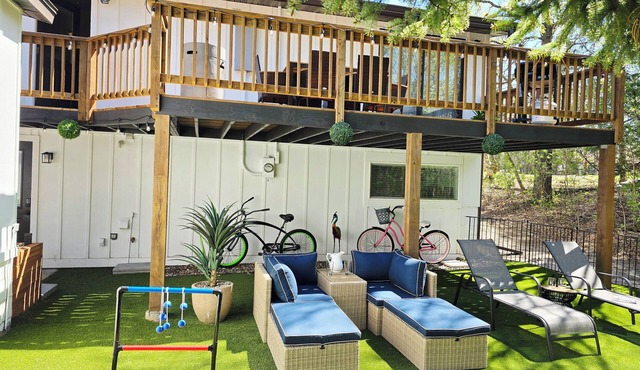 Golfers, e-bike enthusiasts, boutique lovers, girls/guys/family getaways