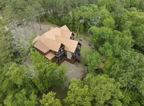 Grand Estate