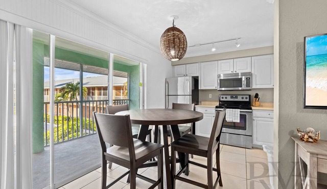 Gulffront w/Balcony & Kitchen – Silver Sands #253 by RVA
