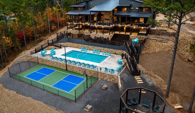 Heated Pool + Pickleball | Pets | Sauna | Sleep 32