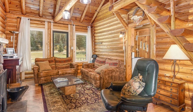 Highland Glen Cabins-since 1961-Enjoy 300' of private river frontage