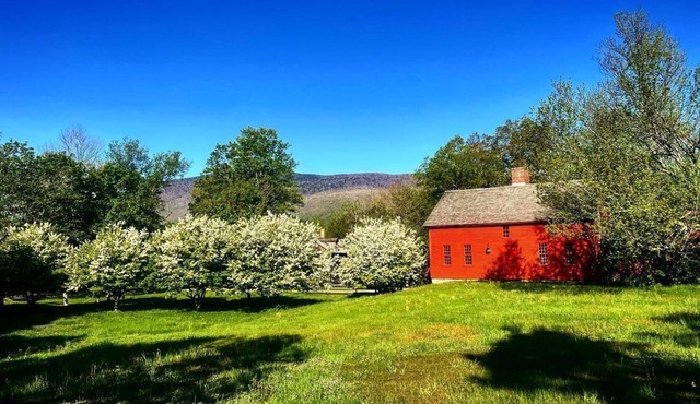 Historic 18th Century Saltbox Farmhouse on Four Acres in heart of Manchester VT