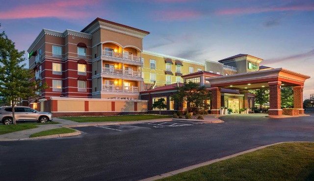 Holiday Inn Hotel & Suites Maple Grove Northwest Minneapolis-Arbor Lakes by IHG