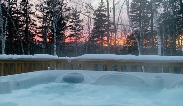HOT TUB! PAC-man! Outdoor fun!