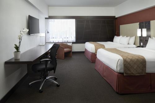 Hotel Ruby Foo's in Montreal