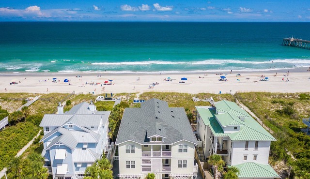 Immaculate 5 bedroom/4 bathroom oceanfront Wrightsville property with private be