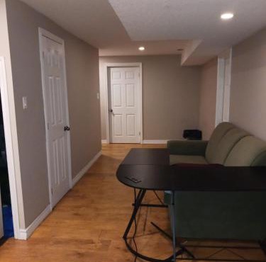 Kitchener -WLU BNB-Minutes To University of Waterloo, Conestoga College,Buses,Airport in Waterloo