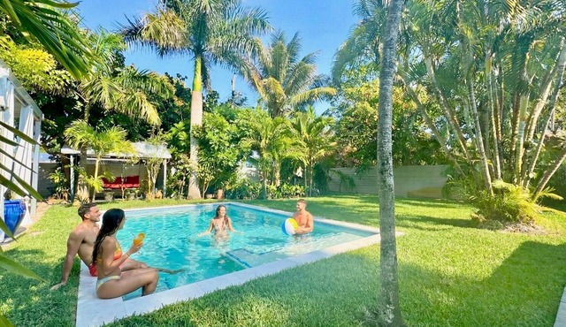 La Bougainvillea: 3BR, 2BA Home - Heated Pool
