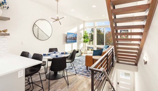 Lake View Townhouse