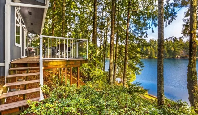Lakefront Retreat | Private Dock & Forest Views