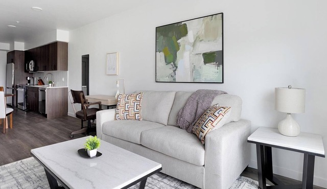 Landing | Modern 1BD, Gym