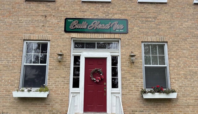 Large multi bedroom Historic home, great for large families