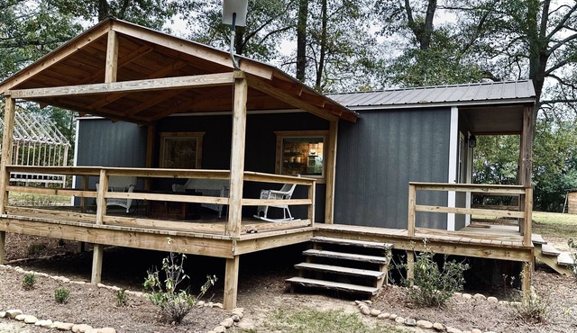Little River Hideout - Two Cabins on Little River in Cedar Bluff