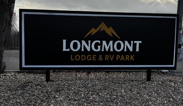 Longmont Lodge & RV Park