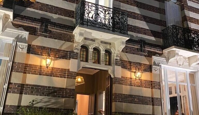 Maison Blanche Chartres - 5* guest house in Chartres