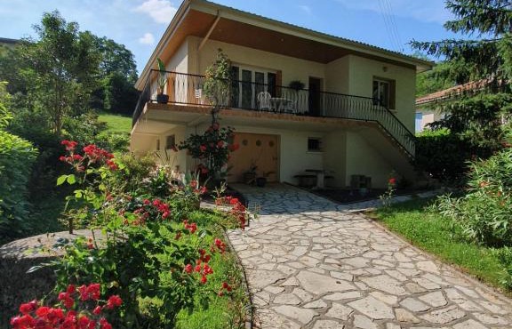 MAISON DE VACANCES in Samatan