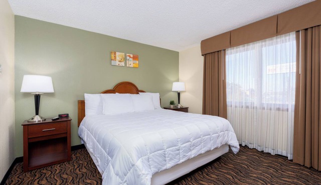 MCM Elegante Suites Abilene in Abilene