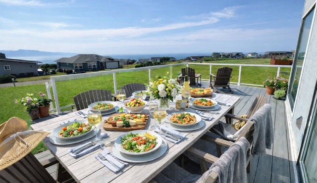 Memorable Ocean View Sunsets Near Beach & Town Vacation Escape w Activities