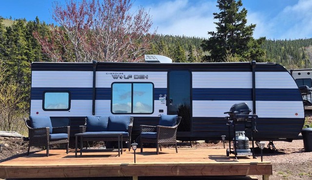 Moceanset Getaways - Luxurious, Ocean, Mountain And Sunset Views "Camping Experience"