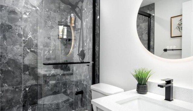 Modern 2 BR Basement Suite in Northwest Calgary