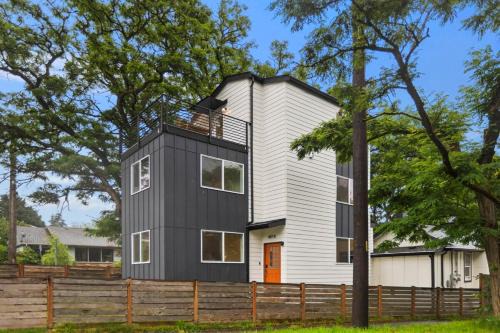 Modern House in Seattle