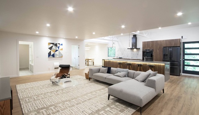 Modern Living in Kirkland