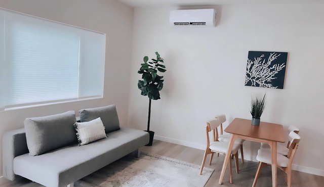 Modern Studio at Ko'olau Mountain